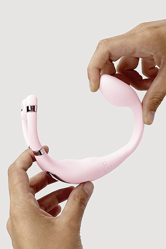 Носимый двойной вибростимулятор Adrien Lastic Venus
